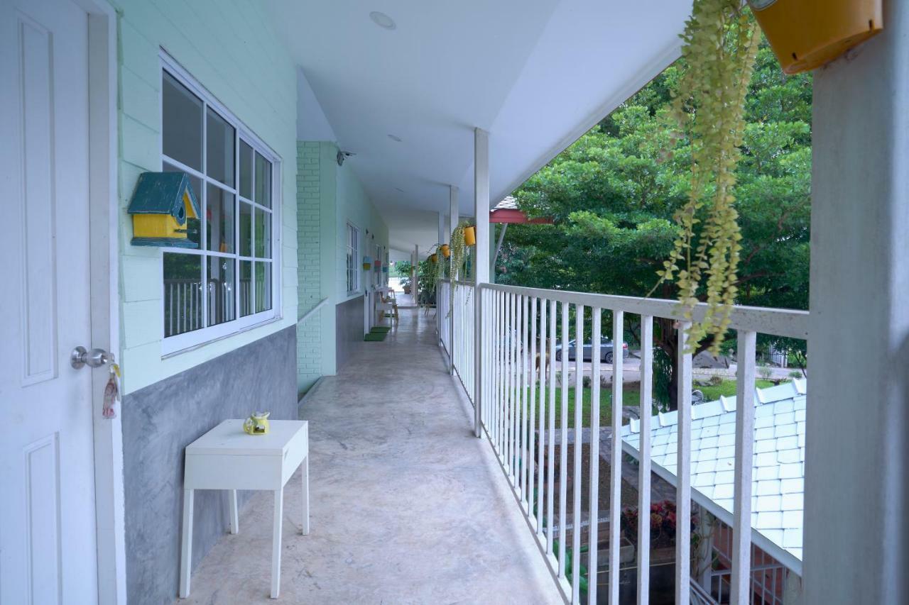 Manyi Boutique House Hotel Chiang Mai Luaran gambar
